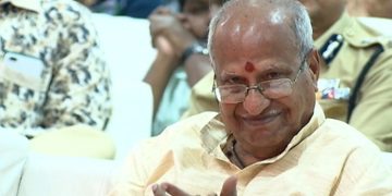 ‘കേരളീയം’ സമാപന വേദിയില്‍ ബിജെപി നേതാവ് ഒ രാജഗോപാല്‍ ; പ്രത്യേകം സ്വാഗതം ചെയ്ത് മുഖ്യമന്ത്രി