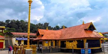 അയ്യപ്പഭക്തർക്കായി പമ്പയിൽ പുതുതായി ഒരു ക്ലോക്ക് റൂം കൂടി ഒരുക്കും : ദേവസ്വം ബോർഡ് പ്രസിഡൻ്റ്