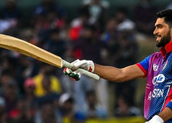 ശിഖര്‍ ധവാന്റെ സ്ഥാനം തെറിച്ചു ; ആ നേട്ടം ഇനി അഫ്ഗാന്‍ താരം സദ്രാന്റെ പേരില്‍