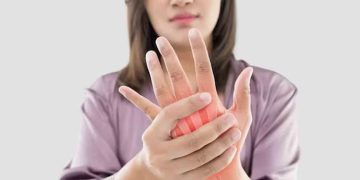 സന്ധിവാതം ; ഈ ലക്ഷണങ്ങൾ അവ​ഗണിക്കരുത്