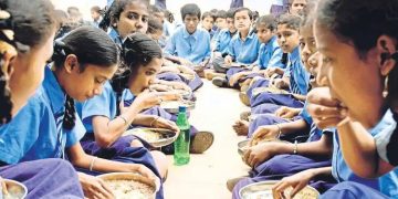 സ്കൂളുകളിലെ ഉച്ചഭക്ഷണ പദ്ധതിക്കായി പിരിവെടുക്കല്‍ ; വിവാദ ഉത്തരവ് പിന്‍വലിച്ച് പൊതുവിദ്യാഭ്യാസ ഡയറക്ടര്‍