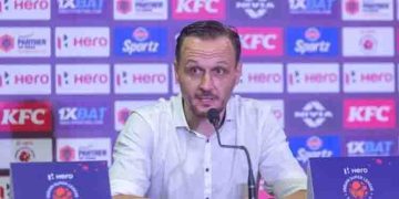 റഫറിയെ വിമർശിച്ചു ; ബ്ലാസ്റ്റേഴ്സ് പരിശീലകന് വീണ്ടും വിലക്ക്