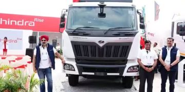 ഹോളിങ് ശേഷിയുള്ള ലിഫ്റ്റ്മാസ്റ്റര്‍ കോംപാക്റ്റ് ക്രെയിന്‍ ആശയം അവതരിപ്പിച്ച് മഹീന്ദ്ര