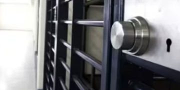 ഇന്ത്യൻ തടവുകാരുടെ ക്ഷേമം അന്വേഷിച്ച് സൗദി ജയിലുകളിൽ സന്ദർശനം നടത്തി ജിദ്ദ ഇന്ത്യൻ കോൺസുലേറ്റ്