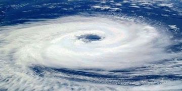 തീവ്ര ചുഴലിക്കാറ്റിനെ നേരിടാൻ സർവ്വ സജ്ജമായി തമിഴ്നാട്