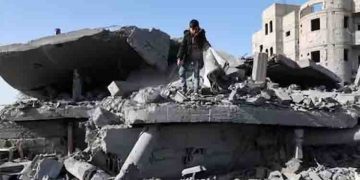 യുദ്ധം നിർത്താതെ ഇസ്രയേൽ, വ്യോമാക്രമണത്തിൽ അഫ്​ഗാൻ കുടുംബത്തിലെ 70 പേർ കൊല്ലപ്പെട്ടു