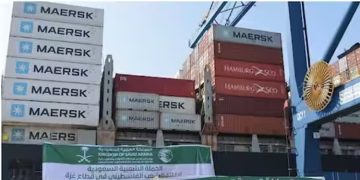 300 കണ്ടെയ്‌നറുകളുമായി സൗദിയുടെ മൂന്നാമത്തെ കപ്പൽ ഗാസയിലേക്ക്