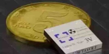 മൊബൈൽ ഉള്ളവര്‍ക്ക് ഇനി ആ പേടിവേണ്ട, ഇതാ എത്തി 50 വര്‍ഷം ചാര്‍ജ് തീരാത്ത ബാറ്ററി