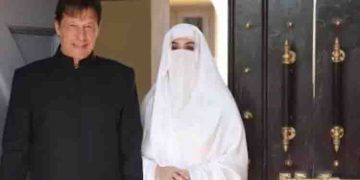 തോഷഖാന കേസ്; ഇമ്രാൻ ഖാനും ഭാര്യ ബുഷ്‌റ ബീബിക്കും 14 വർഷം തടവ്