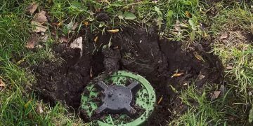 പാകിസ്താനിൽ കുഴിബോംബ് സ്ഫോടനം: മൂന്ന് കുട്ടികൾ കൊല്ലപ്പെട്ടു