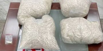 വിശദമായ പരിശോധനയില്‍ കുടുങ്ങി; യാത്രക്കാരനില്‍ നിന്ന് പിടിച്ചെടുത്തത് 45,000 ലഹരി ഗുളികകള്‍