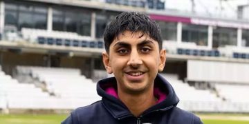 ഇംഗ്ലണ്ട് ടീമെത്തി; വിസയിൽ കുരുങ്ങി ശുഐബ് ബശീർ