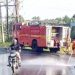 റോഡിലെ ഓയിലിൽ തെന്നിവീണ് ബൈക്ക് യാത്രികരായ പിതാവിനും മകൾക്കും പരിക്ക്