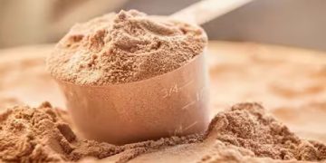 പ്രോട്ടീൻ പൗഡർ ഉപയോ​ഗിക്കുന്നതിന് മുമ്പ് ഇക്കാര്യങ്ങൾ കൂടി അറിഞ്ഞിരിക്കൂ