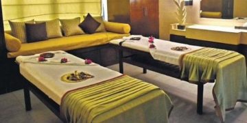 കൊച്ചിയിൽ മസാജിന്റെ മറവില്‍ പണം വാങ്ങിയുള്ള ലൈംഗിക ഇടപാടുകള്‍ നടക്കുന്നതായി പരാതി ; പരിശോധന