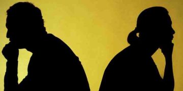 ഗോവയിലേക്ക് ഹണിമൂണെന്ന് പറഞ്ഞിട്ട് അയോധ്യയിലേക്ക് തീർത്ഥാടനം; വിവാഹമോചനം ആവശ്യപ്പെട്ട് ഭാര്യ