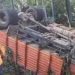നെടുങ്കണ്ടത്ത് ലോറി തലകീഴായി മറിഞ്ഞ് അപകടം; മൂന്ന് പേർക്ക് പരിക്ക്