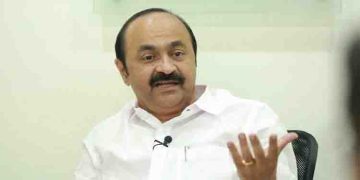 കെഫോൺ പദ്ധതിയിൽ സിബിഐ അന്വേഷണം ആവശ്യപ്പെട്ട് ഹർജി; പ്രതിപക്ഷ നേതാവിനെ രൂക്ഷമായി വിമർശിച്ച് ഹൈക്കോടതി