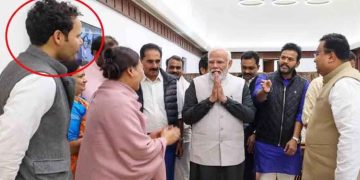 പ്രധാനമന്ത്രിയുടെ വിരുന്നിൽ പങ്കെടുത്ത ബി.എസ്.പി എം.പി ബി.ജെ.പിയിൽ ചേർന്നു