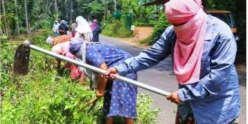 തൊഴിലുറപ്പിന് സാധനം വാങ്ങിയതായി വ്യാജ രസീത് ; പഞ്ചായത്ത് സെക്രട്ടറിക്ക് 10 വര്‍ഷം തടവും 95,000 രൂപ പിഴയും