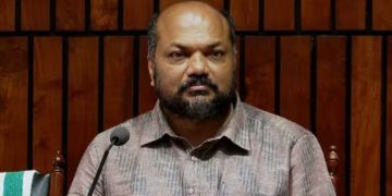 കരിമണല്‍ ഖനനാനുമതി ആന്റണി മുഖ്യമന്ത്രിയായിരുന്നപ്പോള്‍ ; മറുപടിയുമായി പി. രാജീവ്