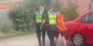 സഹോദരന്റെ അഴുകിയ മൃതദേഹത്തോടൊപ്പം സ്ത്രീ കഴിഞ്ഞത് 5 വർഷം, അയൽക്കാർ പോലും ഒന്നുമറിഞ്ഞില്ല