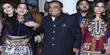 അനന്ത് അംബാനിയുടെ വിവാഹം, അതിഥികൾക്ക് സ്പെഷ്യൽ ഗിഫ്റ്റ് ഒരുക്കി മുകേഷ് അംബാനി