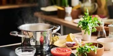 അടുക്കളയിലെ ദുര്‍ഗന്ധം അകറ്റാൻ ഇതാ നാല് എളുപ്പവഴികള്‍…