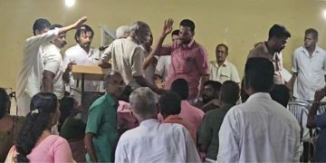 ലോക്സഭാ തെരഞ്ഞെടുപ്പ് ; രമ്യ ഹരിദാസിന്റെ തെരഞ്ഞെടുപ്പ് കൺവെൻഷനിൽ സംഘർഷം