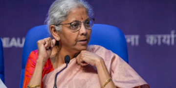 ലോക്‌സഭ തെരഞ്ഞെടുപ്പ് : ‘എനിക്ക് തെരഞ്ഞടുപ്പില്‍ മത്സരിക്കാന്‍ വേണ്ട പണമില്ല’: നിര്‍മല സീതാരാമന്‍