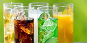 മധുരപാനീയങ്ങൾ കുടിക്കുന്നവരാണോ? എങ്കിൽ ഒഴിവാക്കുന്നതാണ് നല്ലത്, കാരണം