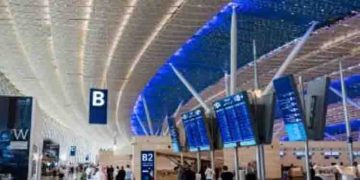 എയർപോർട്ടുകളിൽനിന്ന്​ ആളെ കയറ്റുന്ന അനധികൃത ടാക്​സികളിൽ നിന്ന് വൻതുക പിഴ ഈടാക്കുമെന്ന് മുന്നറിയിപ്പ്