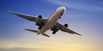 പ്രവാസി വോട്ടര്‍മാര്‍ നാട്ടിലേക്ക്  ; വിമാനം 4.30ന് കരിപ്പൂരിൽ ഇറങ്ങും