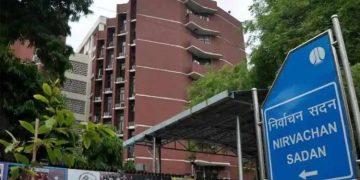 കേരളത്തിലെ 8 മണ്ഡലങ്ങളിൽ എല്ലാ ബൂത്തുകളിലും വെബ് കാസ്റ്റിങ് : തിരഞ്ഞെടുപ്പ് കമ്മീഷൻ ഹൈക്കോടതിയിൽ