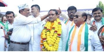 പത്രിക തള്ളി ; സൂറത്തിൽ കോൺ​ഗ്രസിന് സ്ഥാനാ‍ർത്ഥിയില്ല