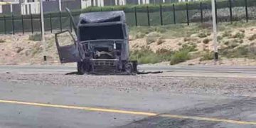 ദുബൈയില്‍ വന്‍ അഗ്നിബാധ; വാഹനത്തിന് തീപിടിച്ചു