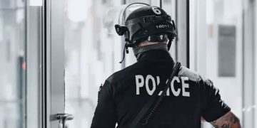 വാഹന പരിശോധനക്കിടെ ന്യൂയോർക്കിൽ രണ്ട് ഉദ്യോഗസ്ഥർ വെടിയേറ്റ് മരിച്ചു