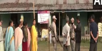 മ​ണി​പ്പൂ​രിലെ 11 ബൂത്തുകളിൽ റീപോളിങ് തുടങ്ങി