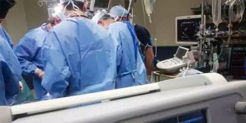 ഒമ്പതു വയസ്സുകാരി ആസ്ത്മ ബാധിച്ച് മരിച്ചു; ചികിത്സ വൈകിപ്പിച്ച മാതാപിതാക്കൾ അറസ്റ്റിൽ