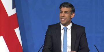 അഭയാർഥികളെ നാടുകടത്തുന്ന യു.കെ റുവാണ്ട ബില്ലിന് അംഗീകാരം; 10-12 ആഴ്ചക്കകം അഭയാർഥികളെ അയച്ചുതുടങ്ങുമെന്ന് ഋഷി സുനക്