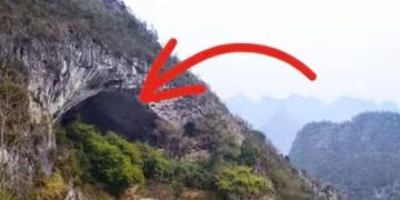 ചൈനയിലെ ഗുഹാ ഗ്രാമം, ഇറങ്ങണമെന്ന് സർക്കാർ, തയ്യാറല്ലെന്ന് ജനങ്ങൾ