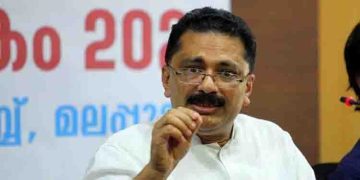 രാഹുൽ ഗാന്ധി വരുമ്പോൾ ഉയർത്താൻ പറ്റാത്ത പച്ചപ്പതാകയുടെ നിറം മുസ്ലിം ലീഗ് മാറ്റുമോ?; പരിഹസിച്ച് കെടി ജലീൽ