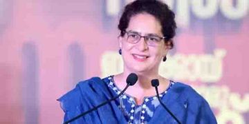 പ്രിയങ്ക മത്സരിക്കാനില്ല, പ്രചാരണത്തിന് നേതൃത്വം നൽകും; 24 മണിക്കൂറിനുള്ളിൽ തീരുമാനമെന്ന് അടുത്ത വൃത്തങ്ങൾ