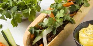 ‘ബാൻ മി’ ട്രാജഡിയായി, വിയറ്റ്നാം വിഭവം കഴിച്ച് ആശുപത്രിയിലായത് 500 പേർ, ഗുരുതരാവസ്ഥയിൽ 12 പേർ കുട്ടികൾ