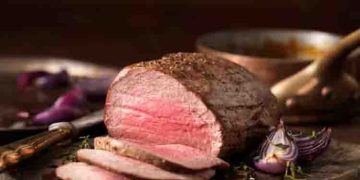 കുടുംബ സംഗമത്തിൽ വിളമ്പിയത് കരടി ഇറച്ചി, വിരബാധയേറ്റ് ഗുരുതരാവസ്ഥയിലായി ആറ് പേർ