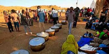 ഭക്ഷണം വരെ ആയുധമാകുന്ന സാഹചര്യം, സുഡാനിൽ എല്ലാ 2 മണിക്കൂറിലും ഓരോ കുഞ്ഞ് വീതം മരിക്കുന്നു, ക്ഷാമം രൂക്ഷം