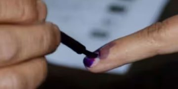 92 മണ്ഡലങ്ങളിൽ ഇന്ത്യൻ ജനത ഇന്ന് വിധി കുറിക്കും; ഗുജറാത്തിൽ സമ്പൂർണ വിധി, അമിത് ഷായടക്കം ജനവിധി തേടുന്നു