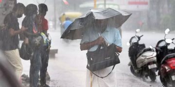 സംസ്ഥാനത്ത് ഒറ്റപ്പെട്ട മഴക്ക് സാധ്യത; മൂന്ന് ജില്ലകളിൽ ഇന്നും നാളെയും ഉഷ്ണതരംഗ മുന്നറിയിപ്പും