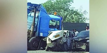 സു​ഹാ​റിൽ​ ട്രക്ക് വാഹന​ങ്ങ​ളിലിടിച്ച് മ​ല​യാ​ളി​യു​ൾ​പ്പെ​ടെ മൂ​ന്ന്​ മ​ര​ണം