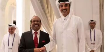 ഖത്തര്‍ അമീറുമായി കൂടിക്കാഴ്ച നടത്തി എംഎ യൂസഫലി